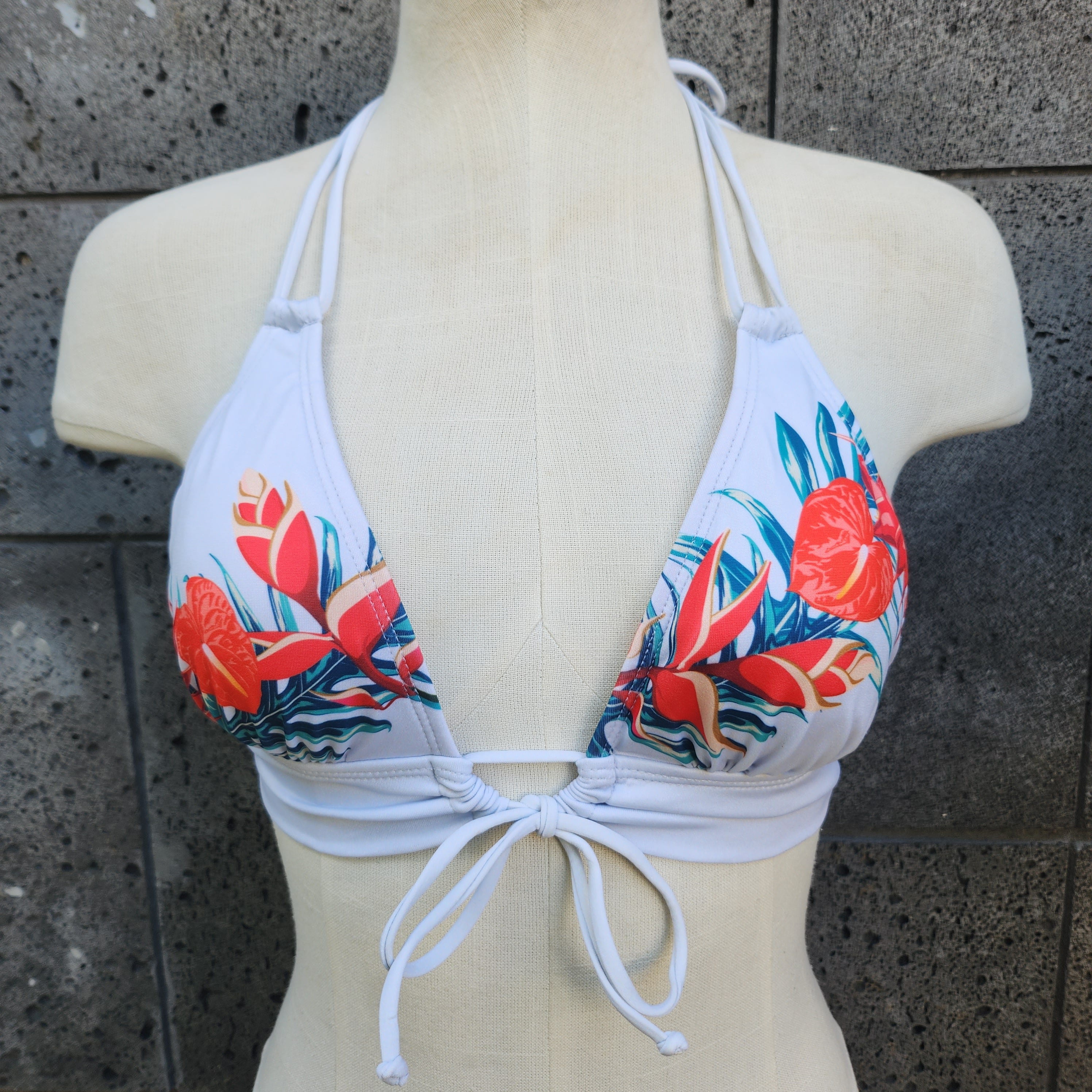 Loco Boutique Retro Hawaii Keyhole Front Banded Chest Bikini Top
