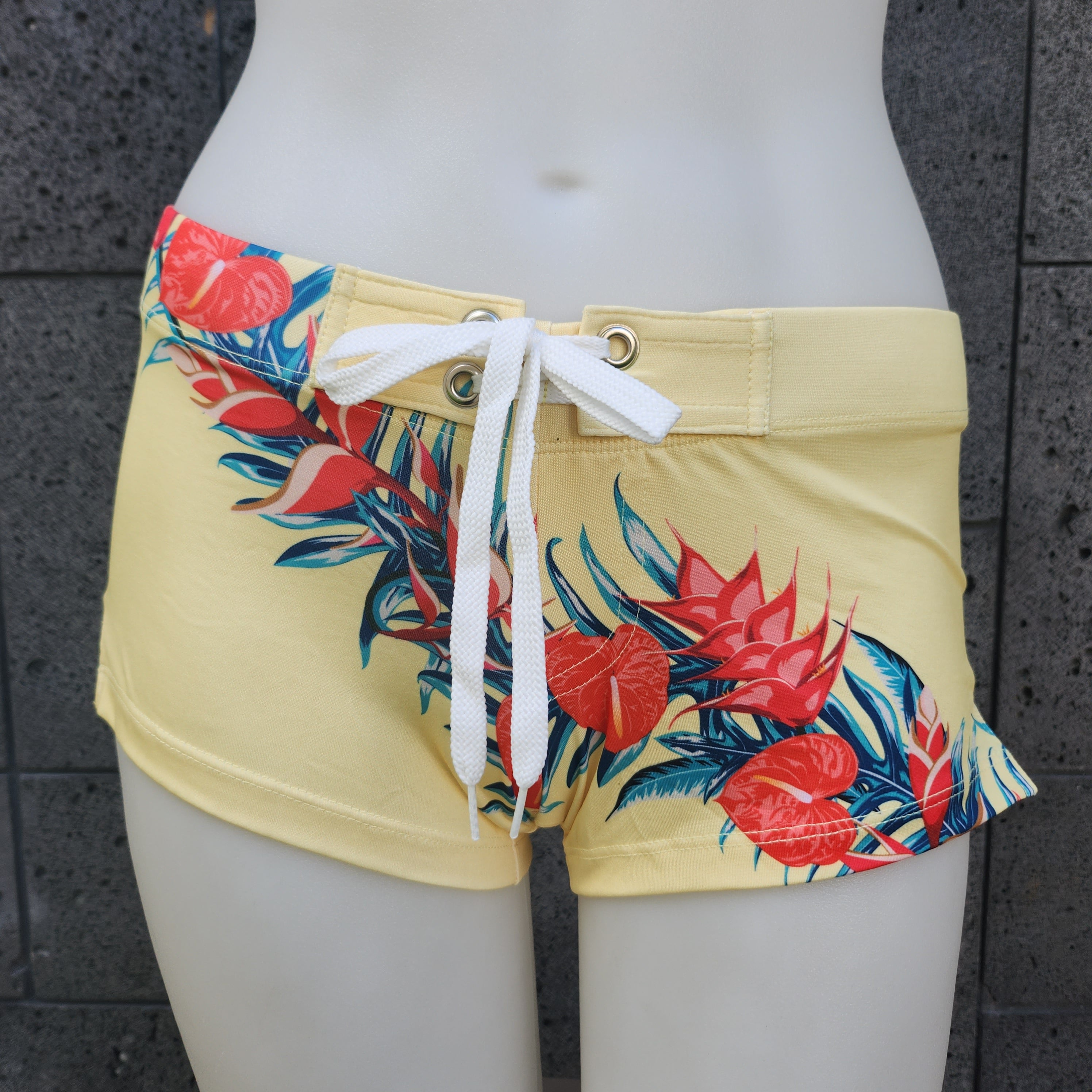 Loco Boutique Retro Hawaii Fitted Swim Shorts