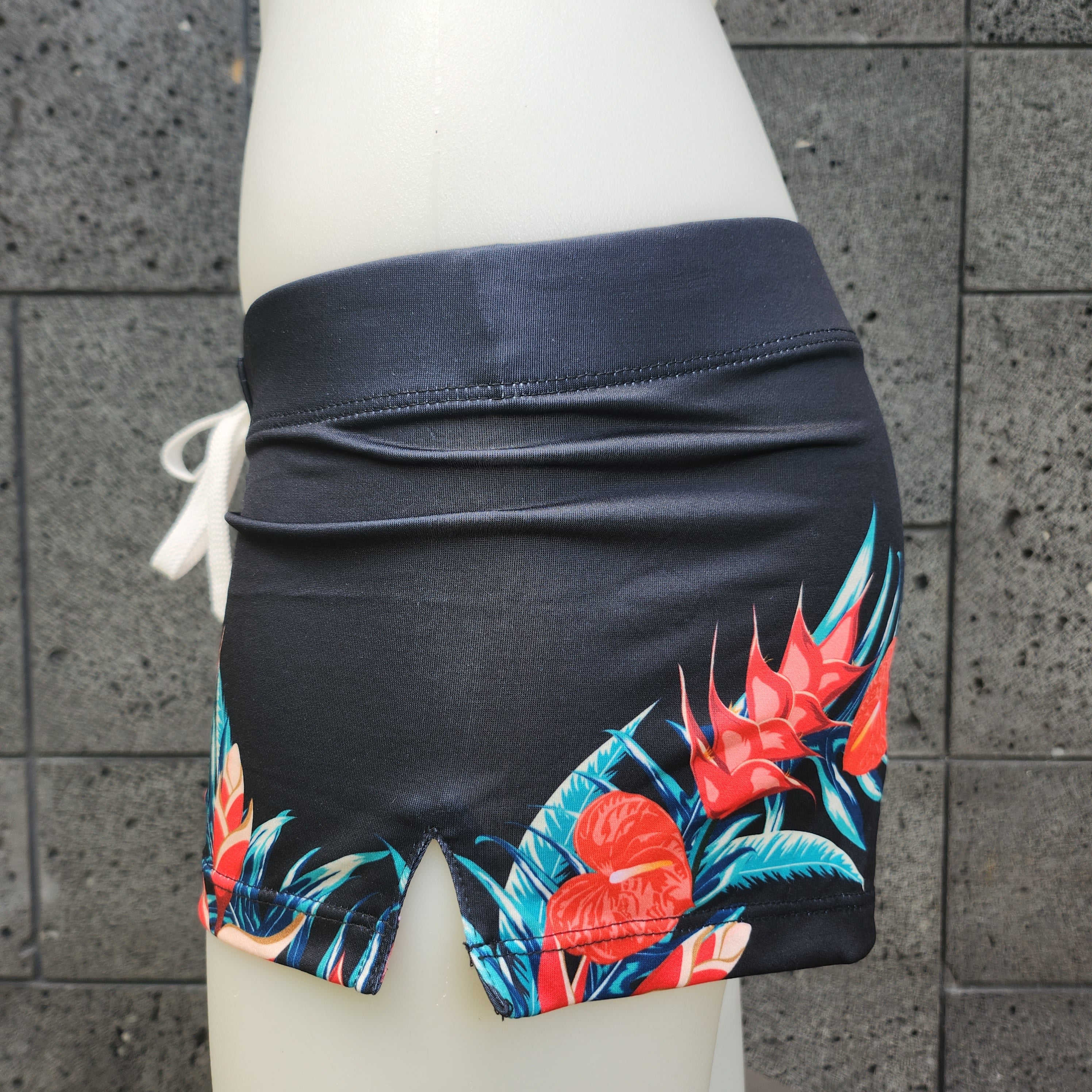 Loco Boutique Retro Hawaii Fitted Swim Shorts
