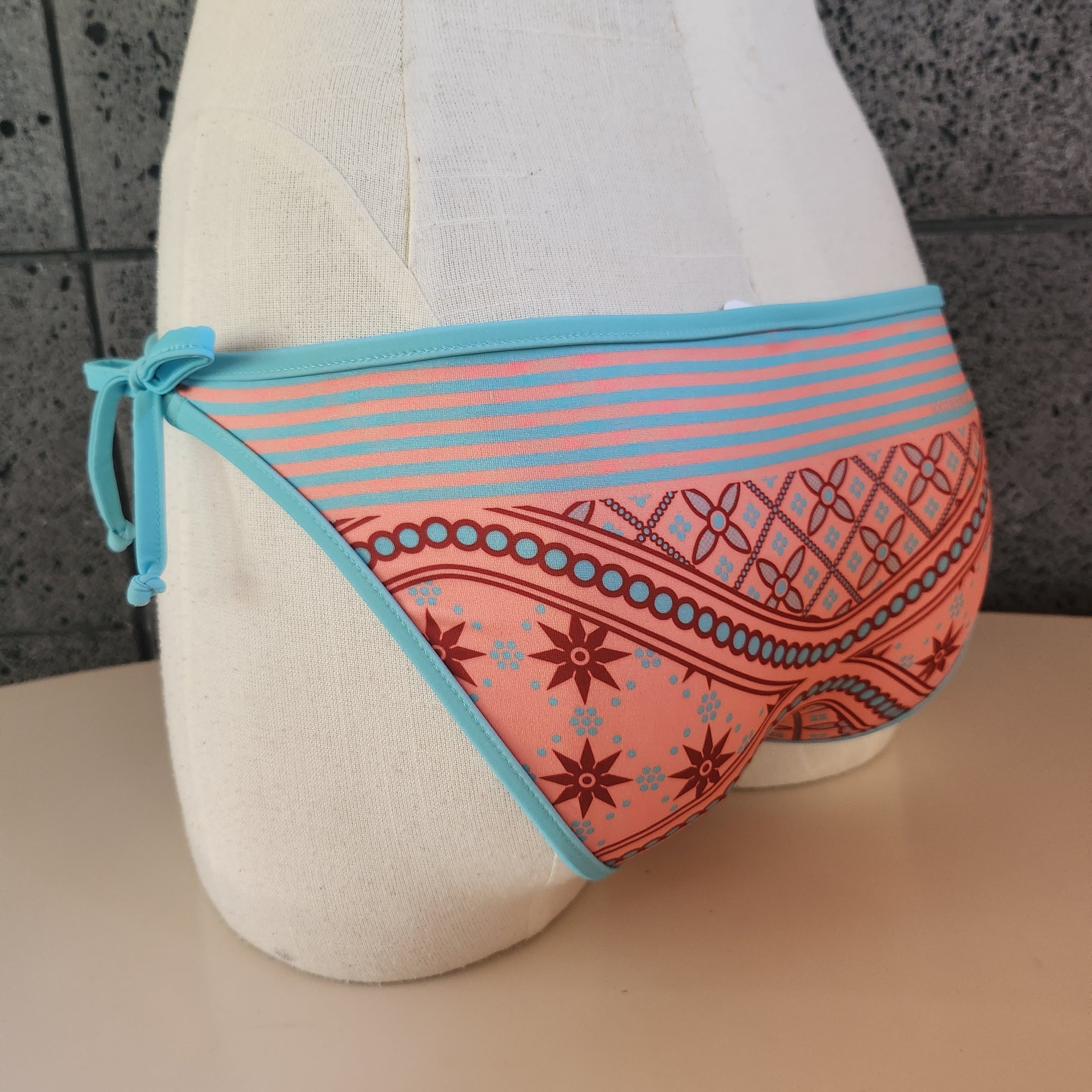 Loco Boutique Batik Stripe Removable Bows