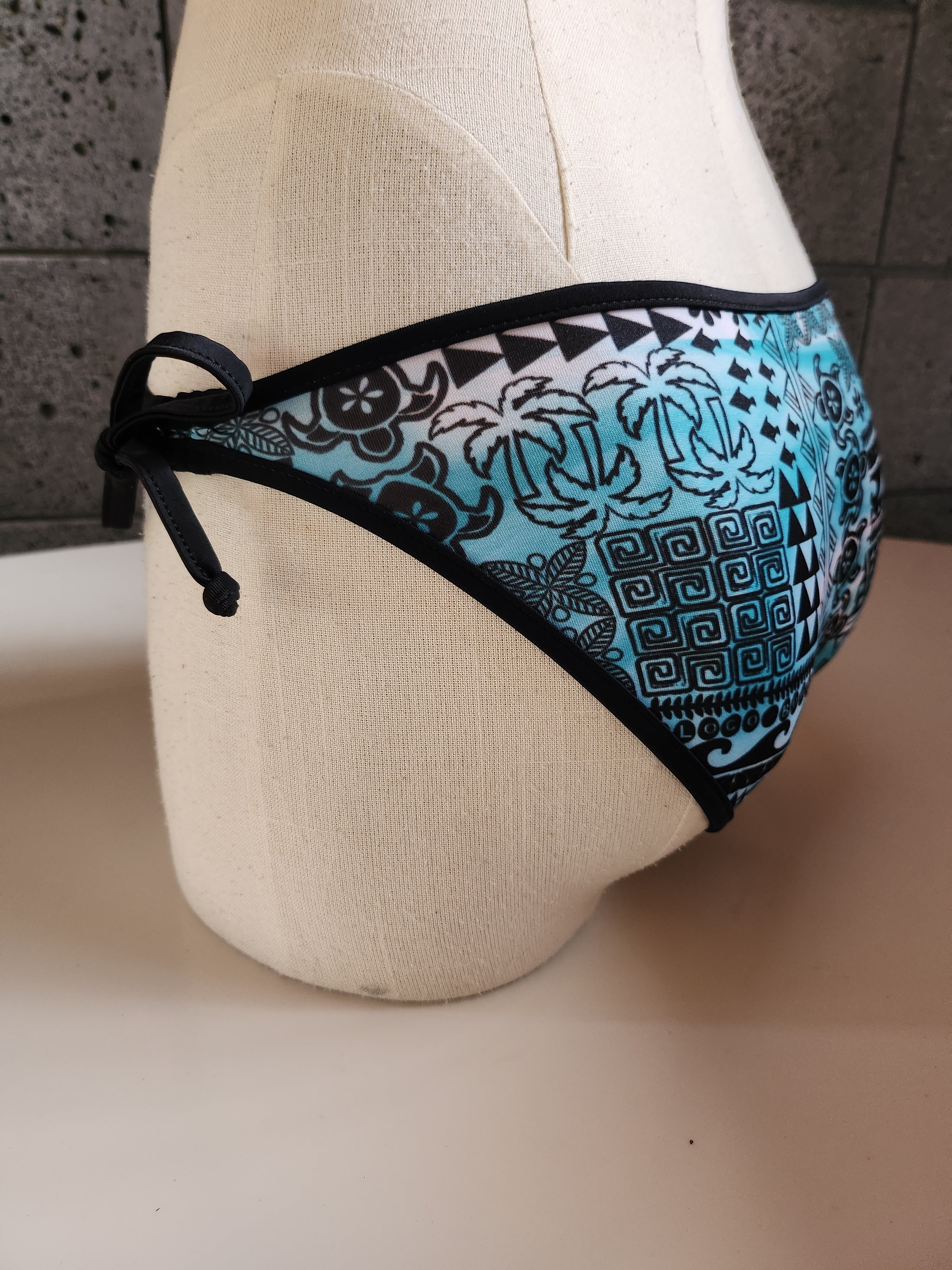 Loco Boutique Hawaiian Tribal Removable Bows