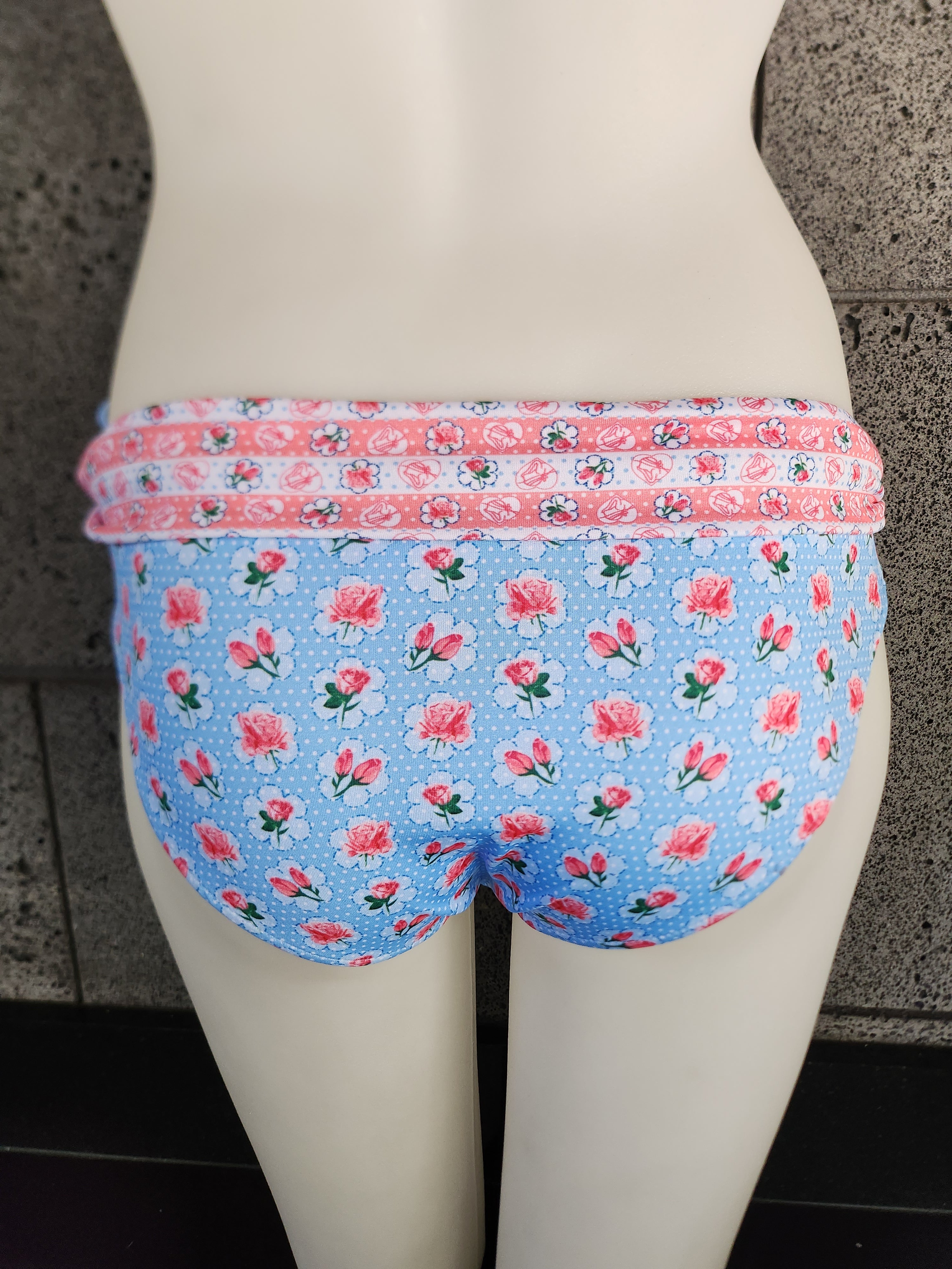Loco Boutique Roses Reversible Folded Over