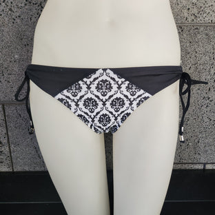 Loco Boutique Italian Damask Keyhole Gathered