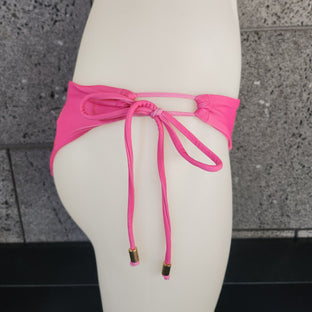 Loco Boutique Italian Damask Keyhole Gathered