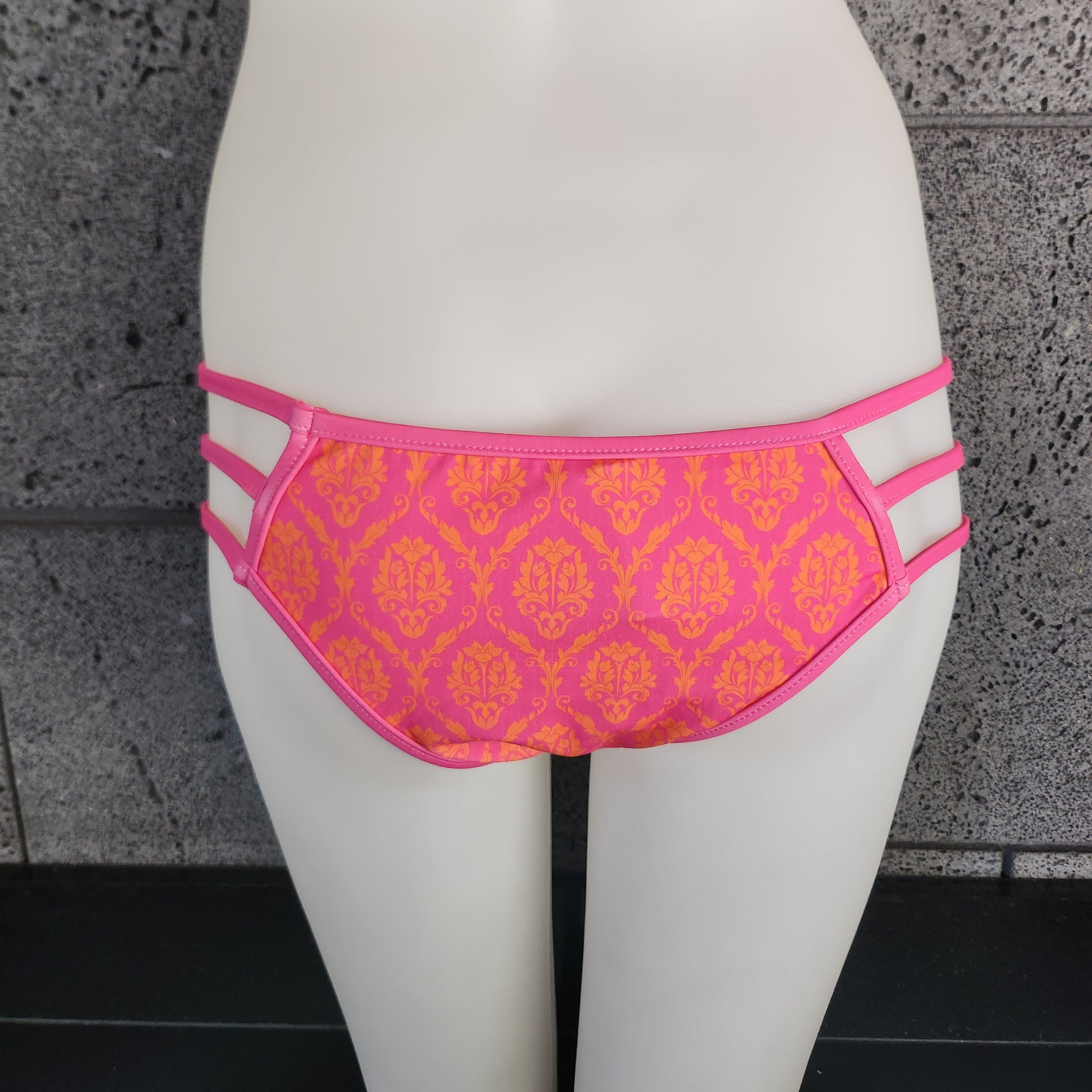 Loco Boutique Italian Damask Triangle Bottom