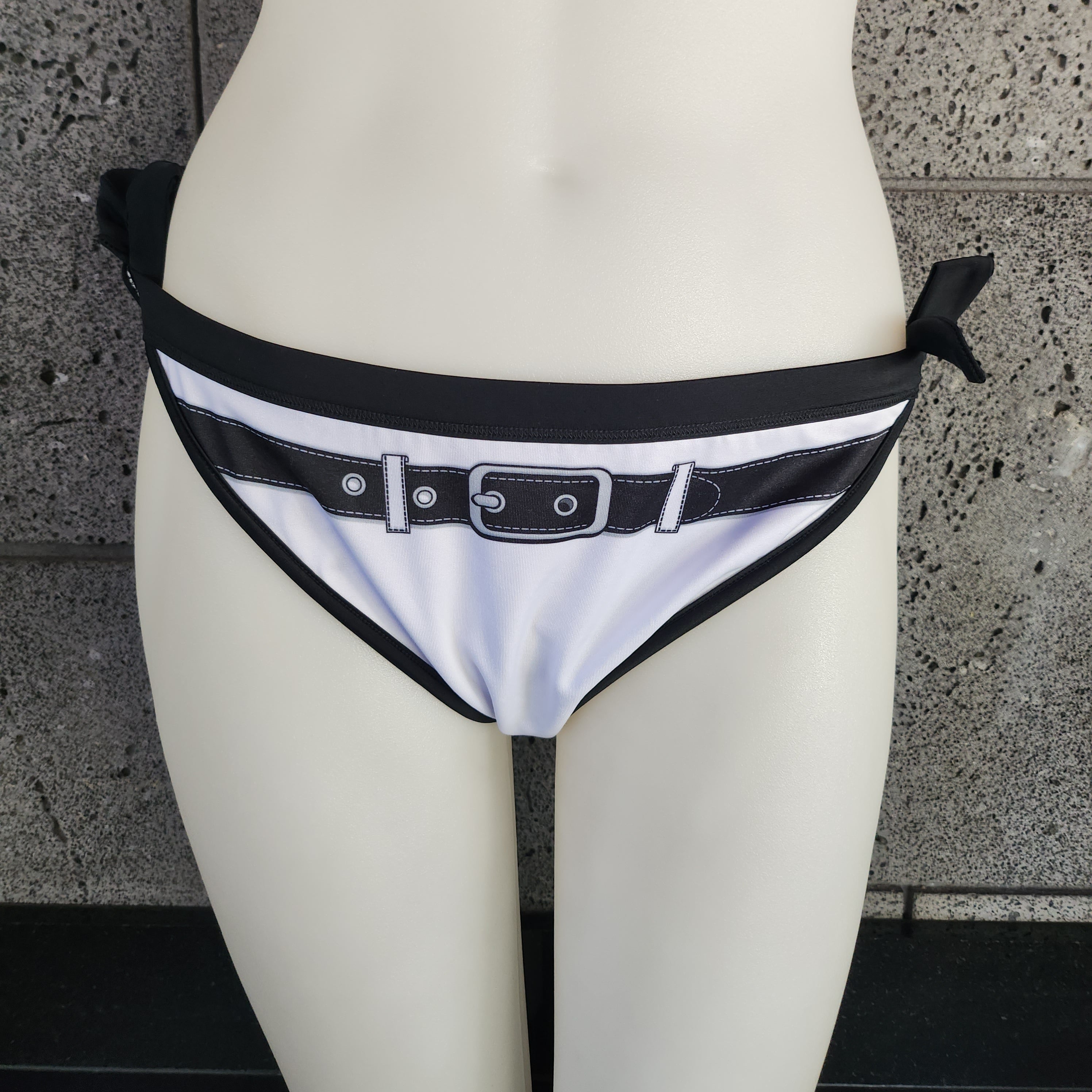 TROMPLOEIL BOTTOM MJF02449