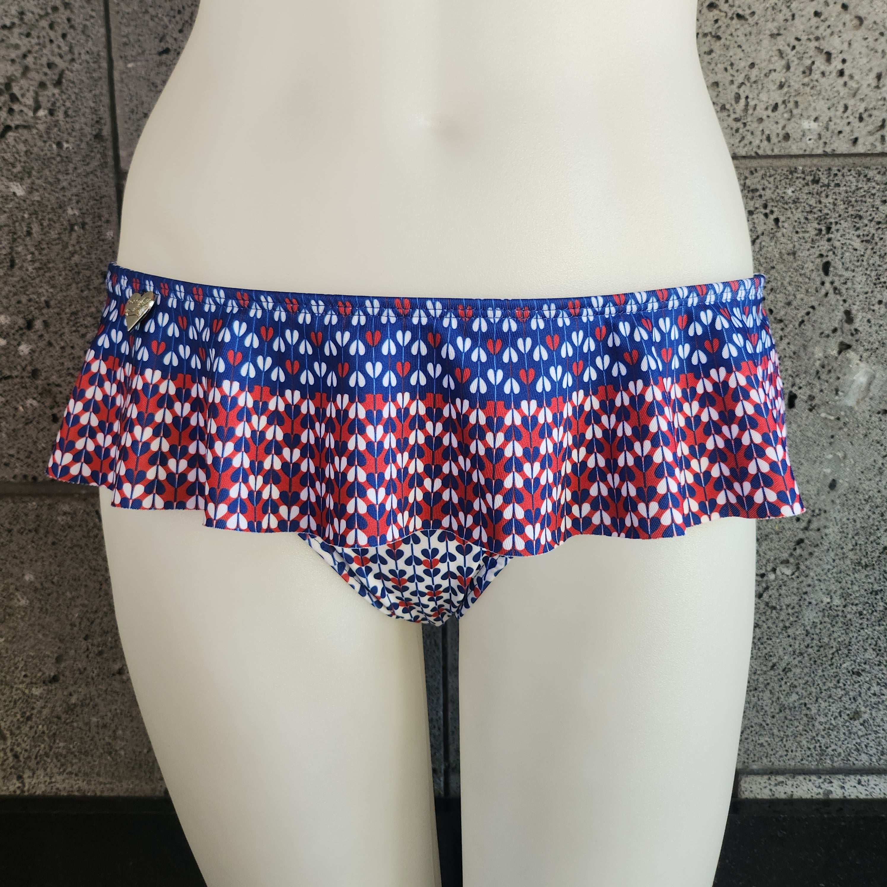 Heart of Arrow Skirted Bottom