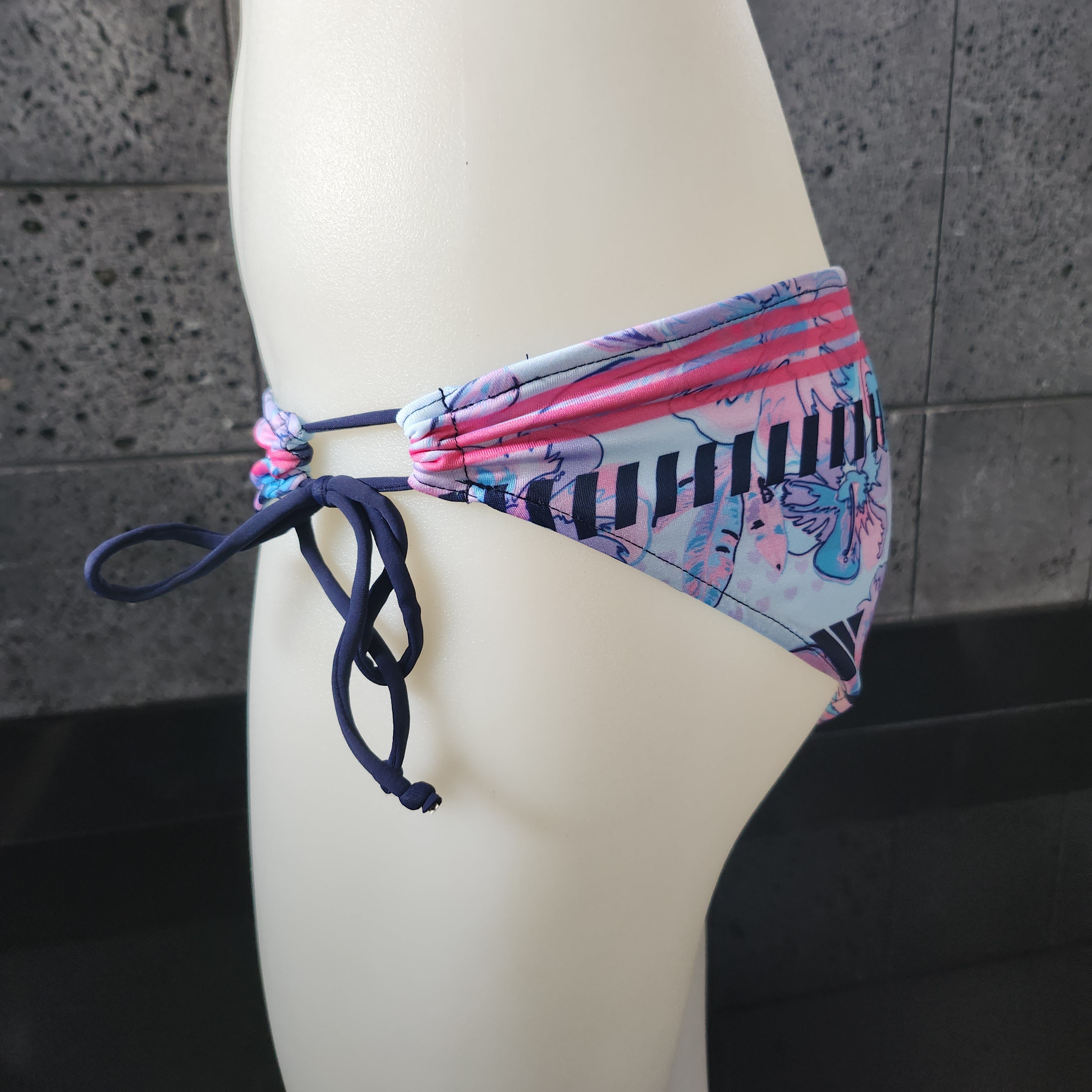 Loco Boutique Woman's Watercolor Hibis Reversible Keyhole Gather Bikini