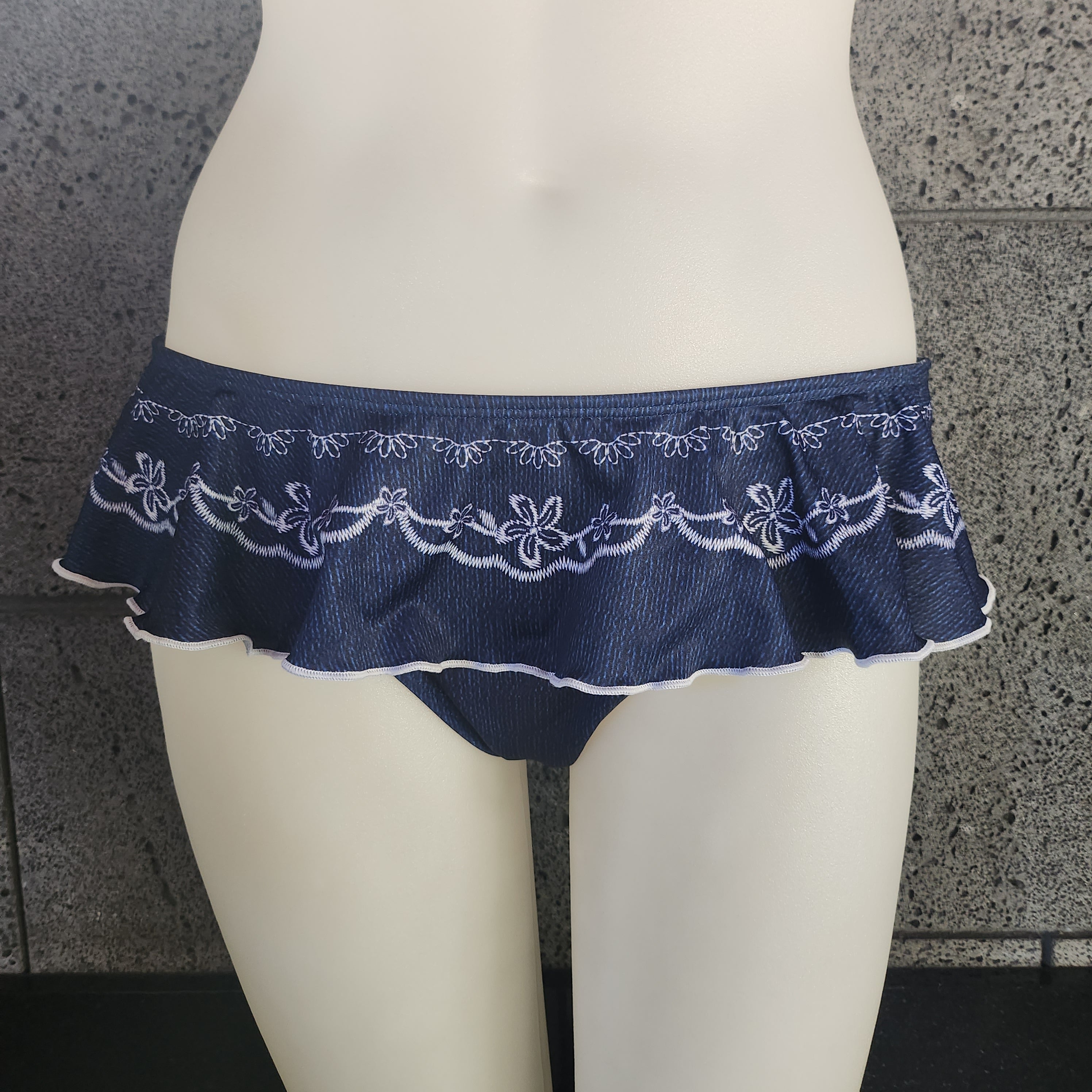 Loco Boutique Embroidery Skirted Bottom