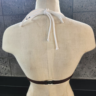 Loco Boutique Signature Keyhole Front Banded Chest Mjf02982