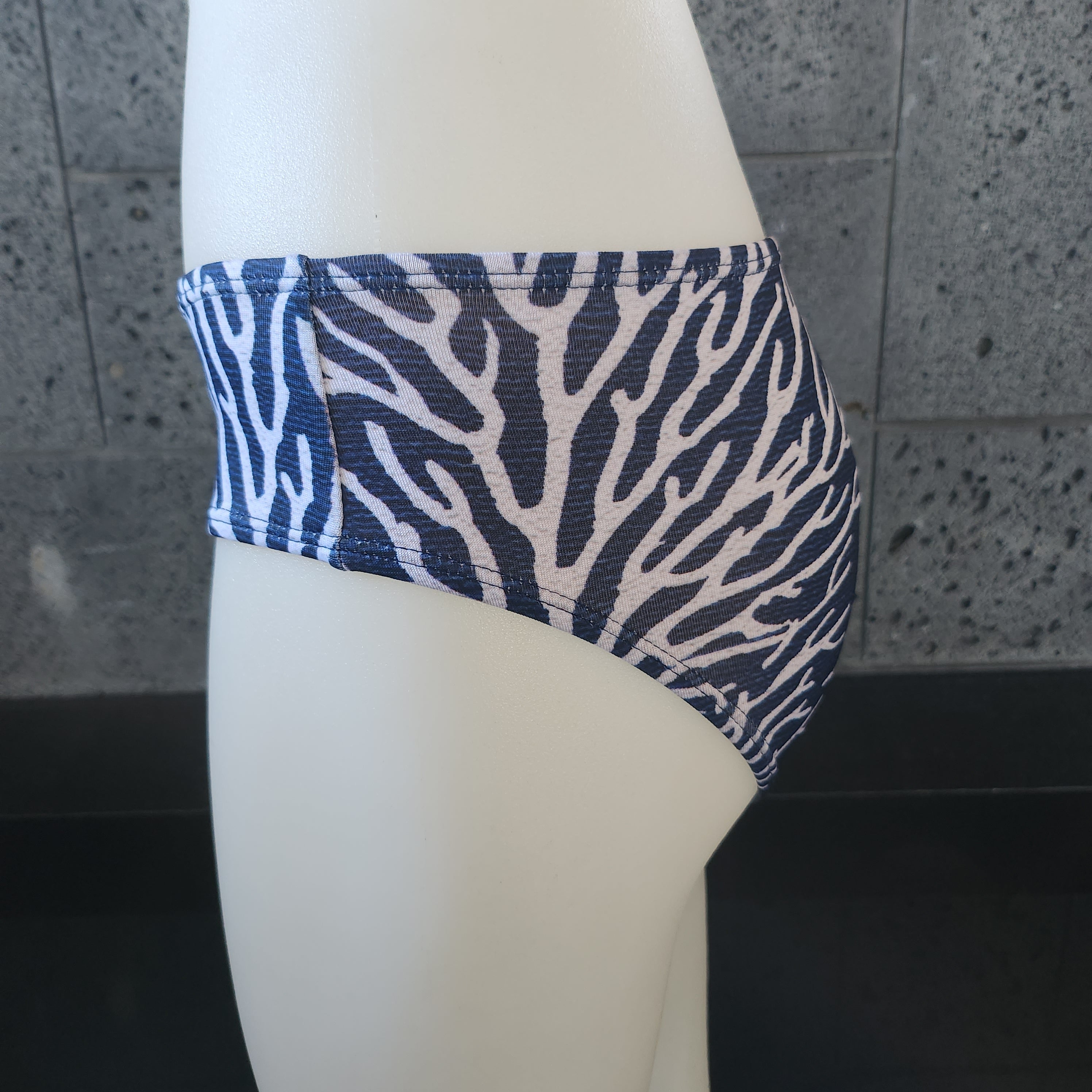 Loco Boutique Sango 3-inch Sides