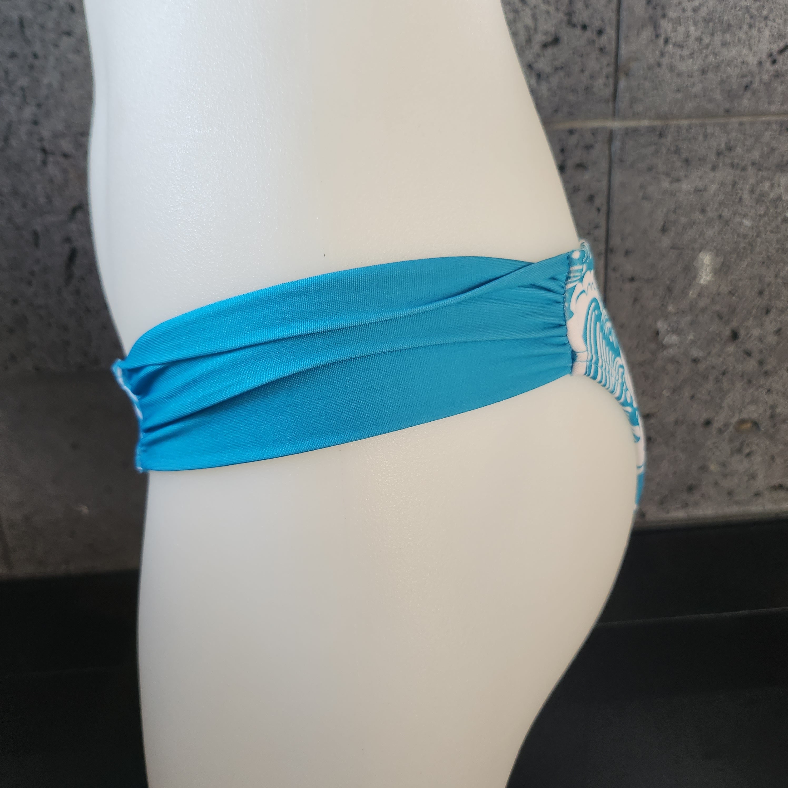 Loco Boutique Wave Garden Banded Sides