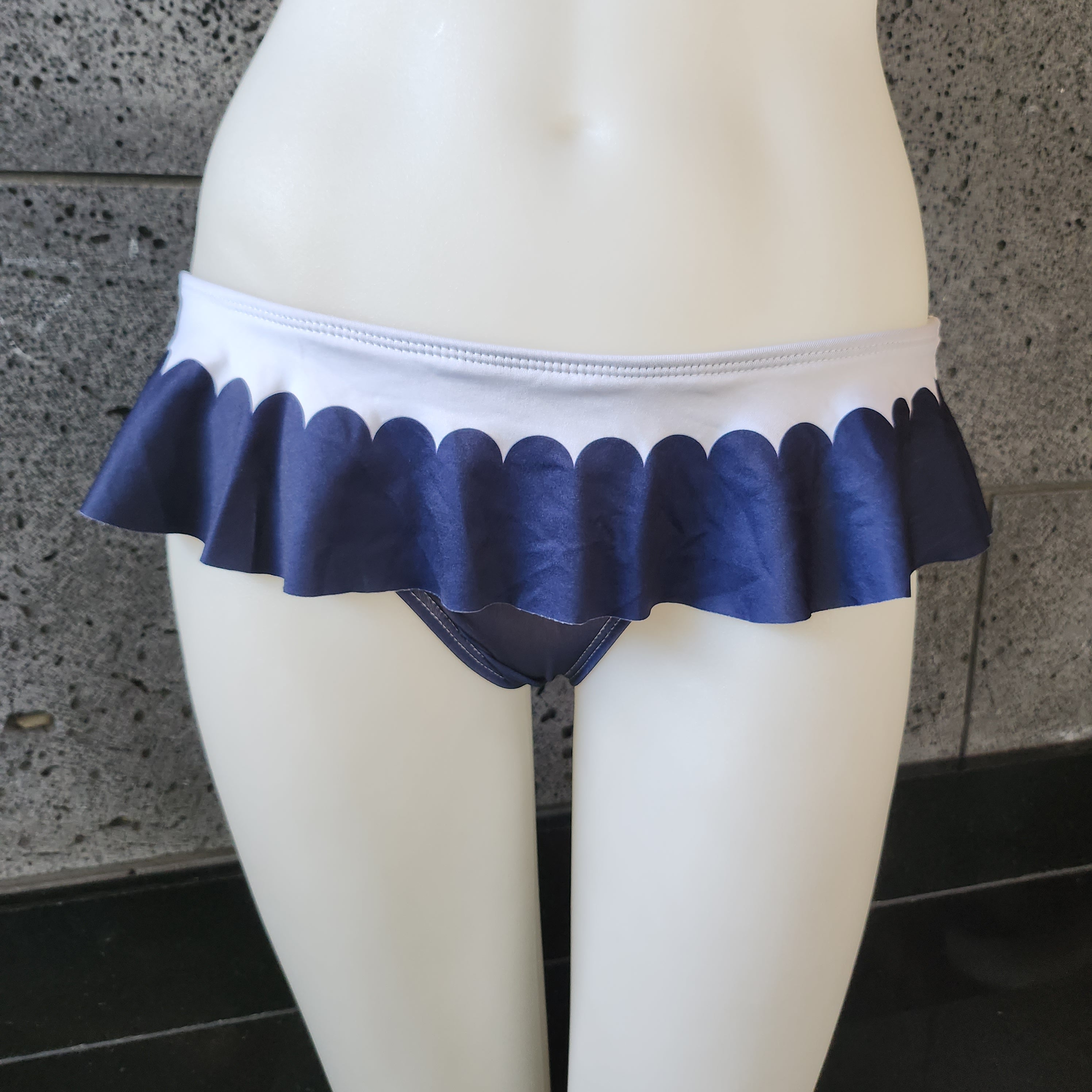 Loco Boutique Loco Scallop Skirted Bottom