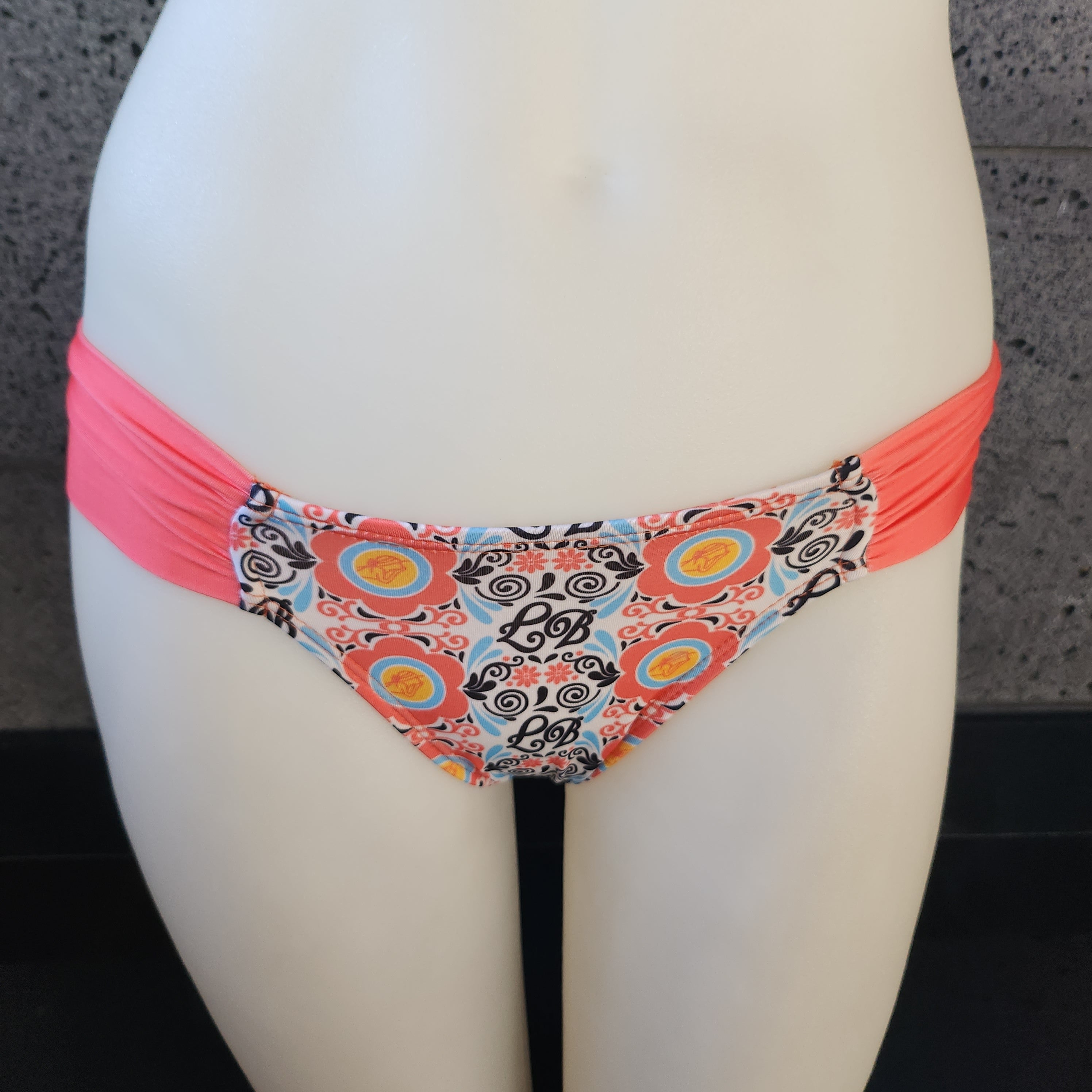 Loco Boutique WallFlower Banded Sides