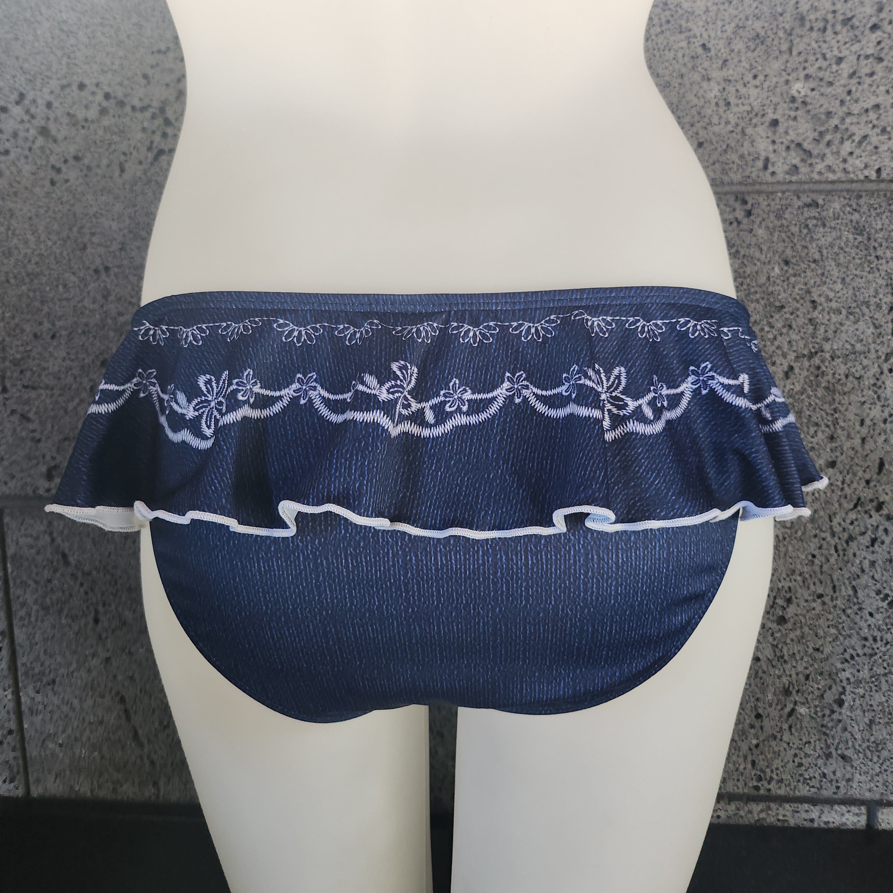 Loco Boutique Embroidery Skirted Bottom