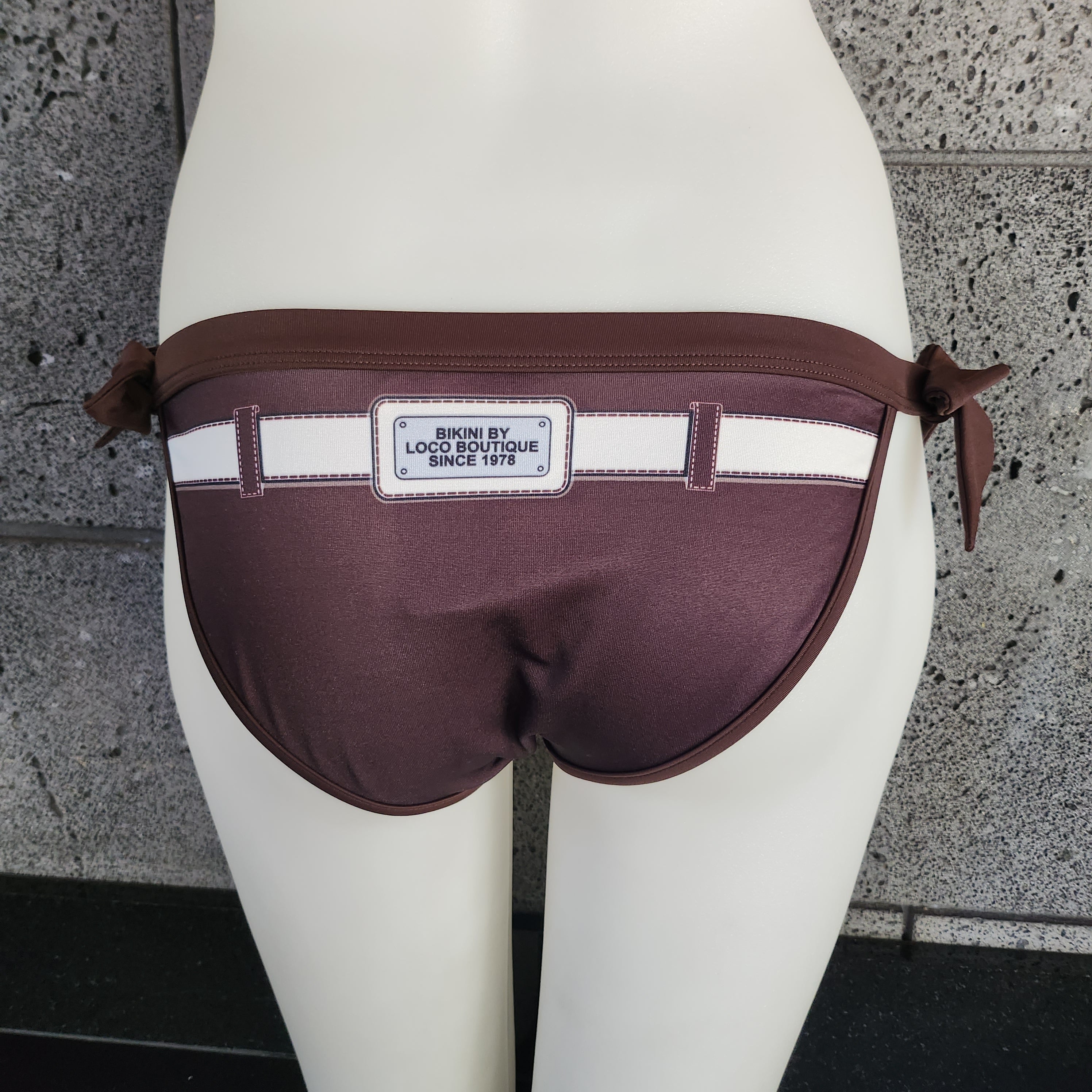 TROMPLOEIL BOTTOM MJF02449