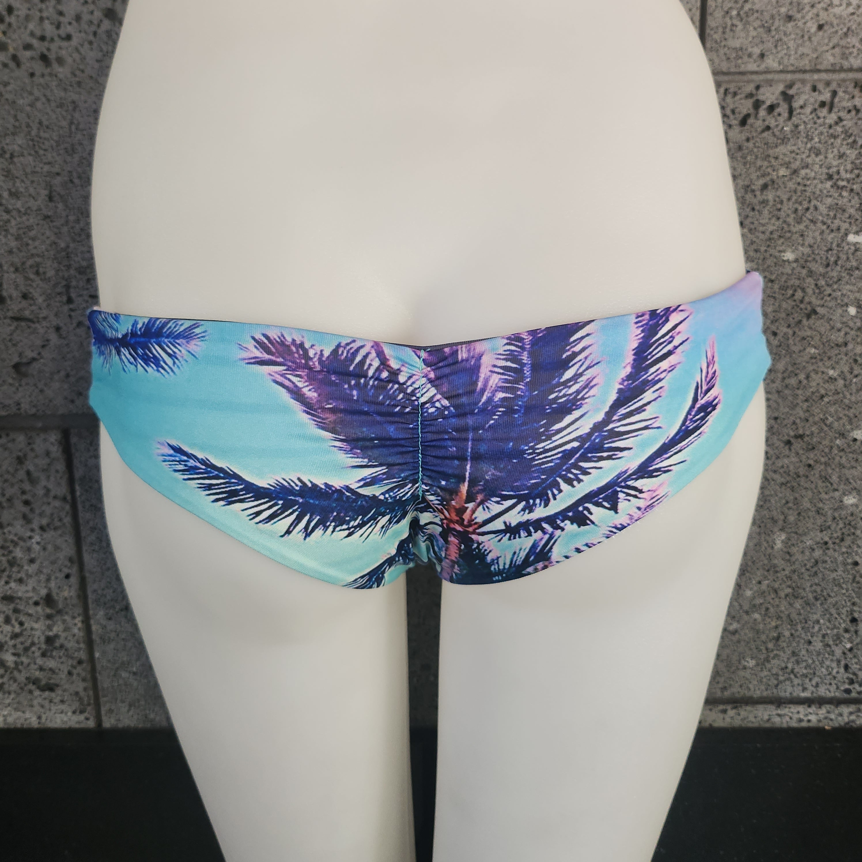 Parte inferior del bikini con parte trasera ceñida Loco Boutique Makapuu Palm