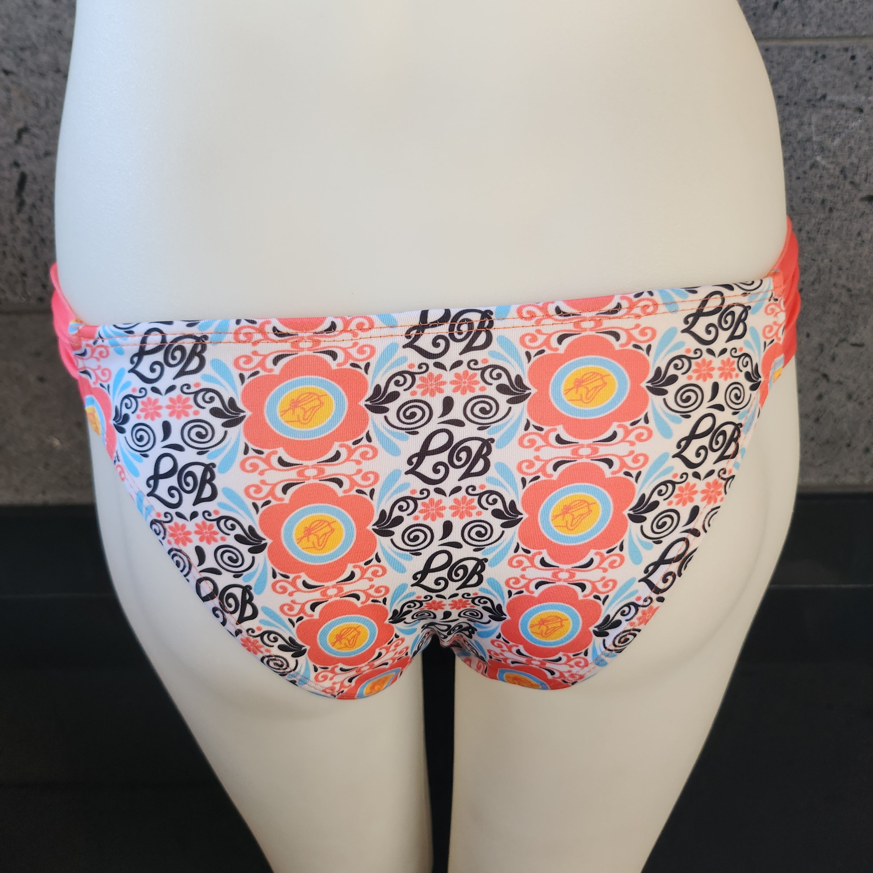 Loco Boutique WallFlower Banded Sides