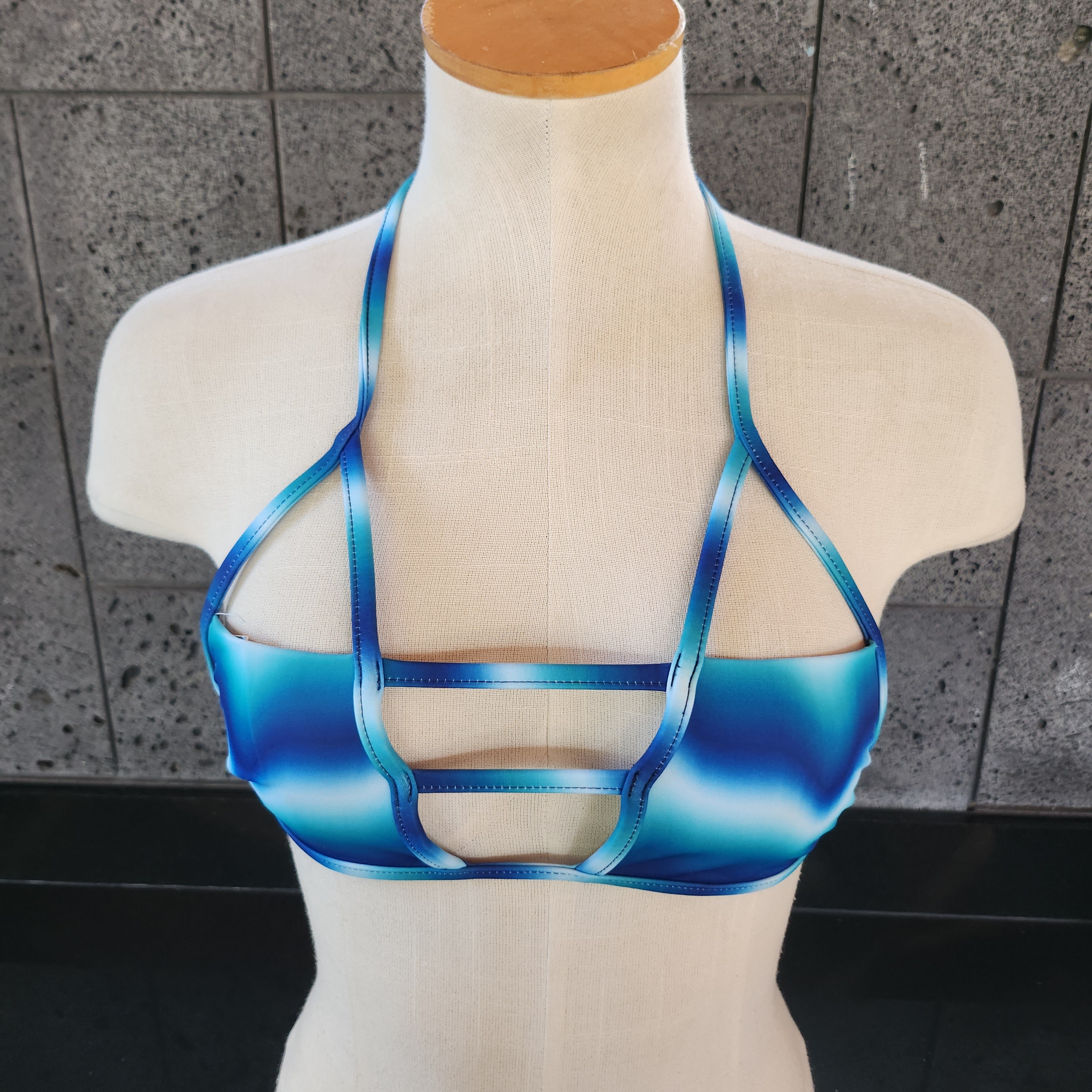 Loco Boutique Caged Triangle Top