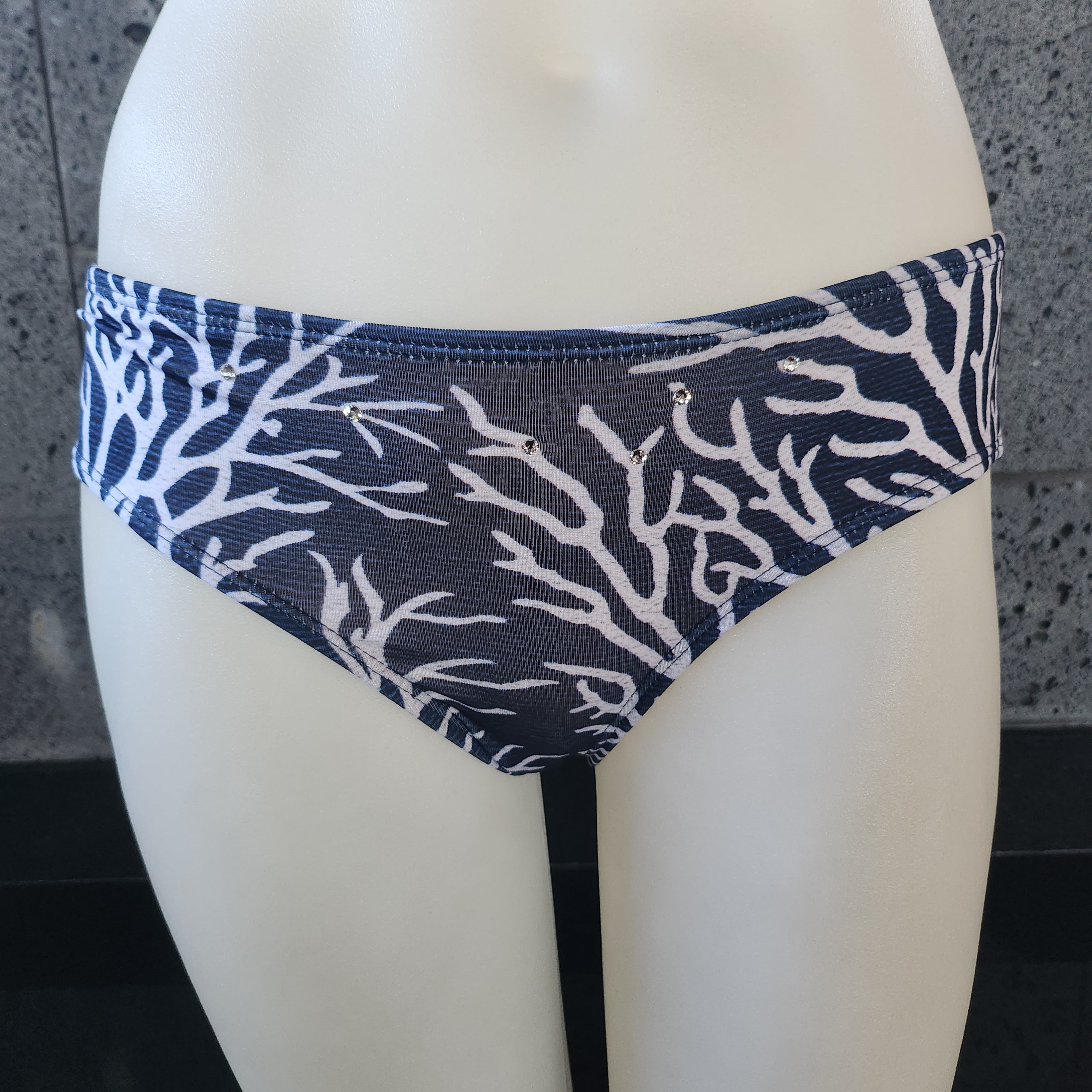 Loco Boutique Sango 3-inch Sides