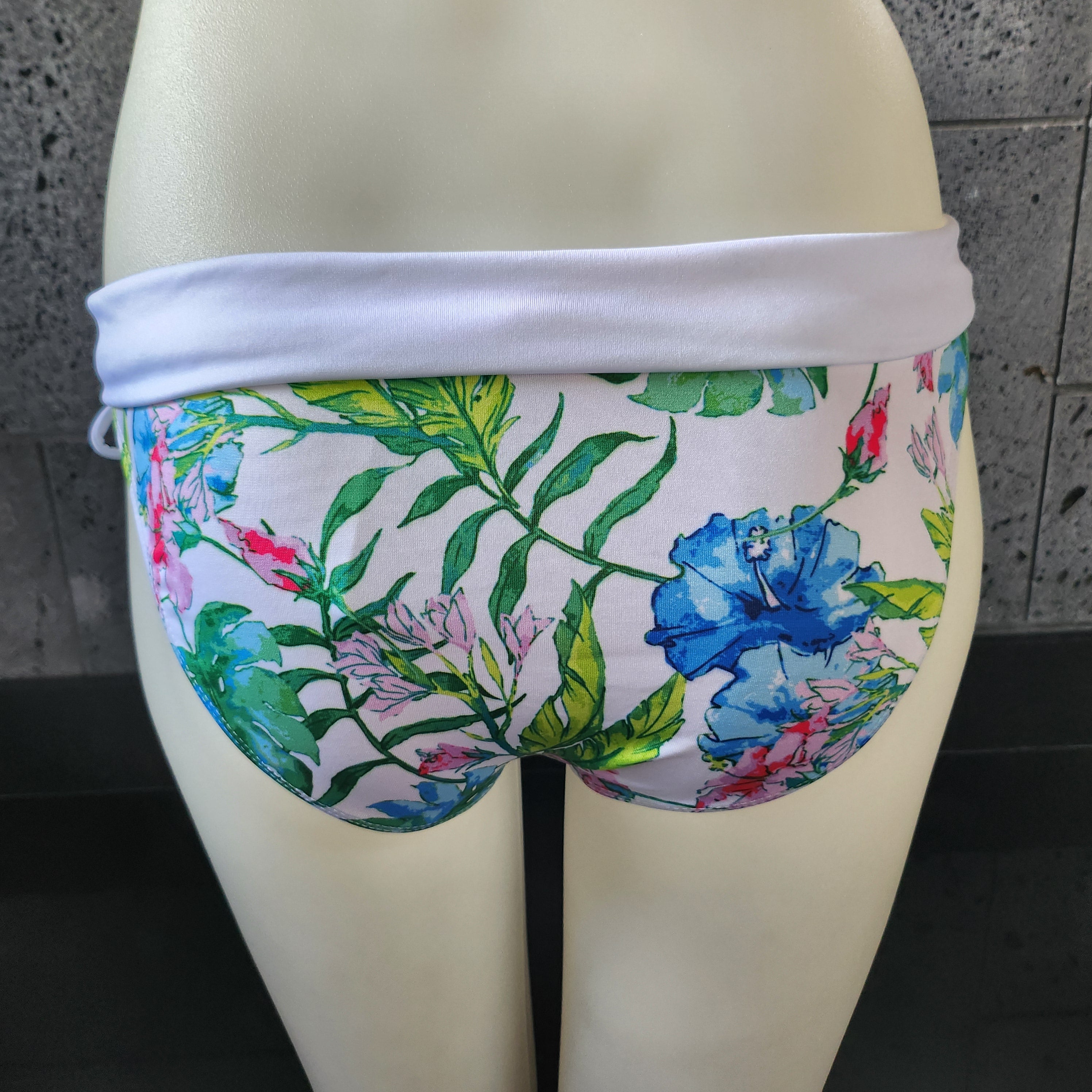 Loco Boutique Water Color Folded Over