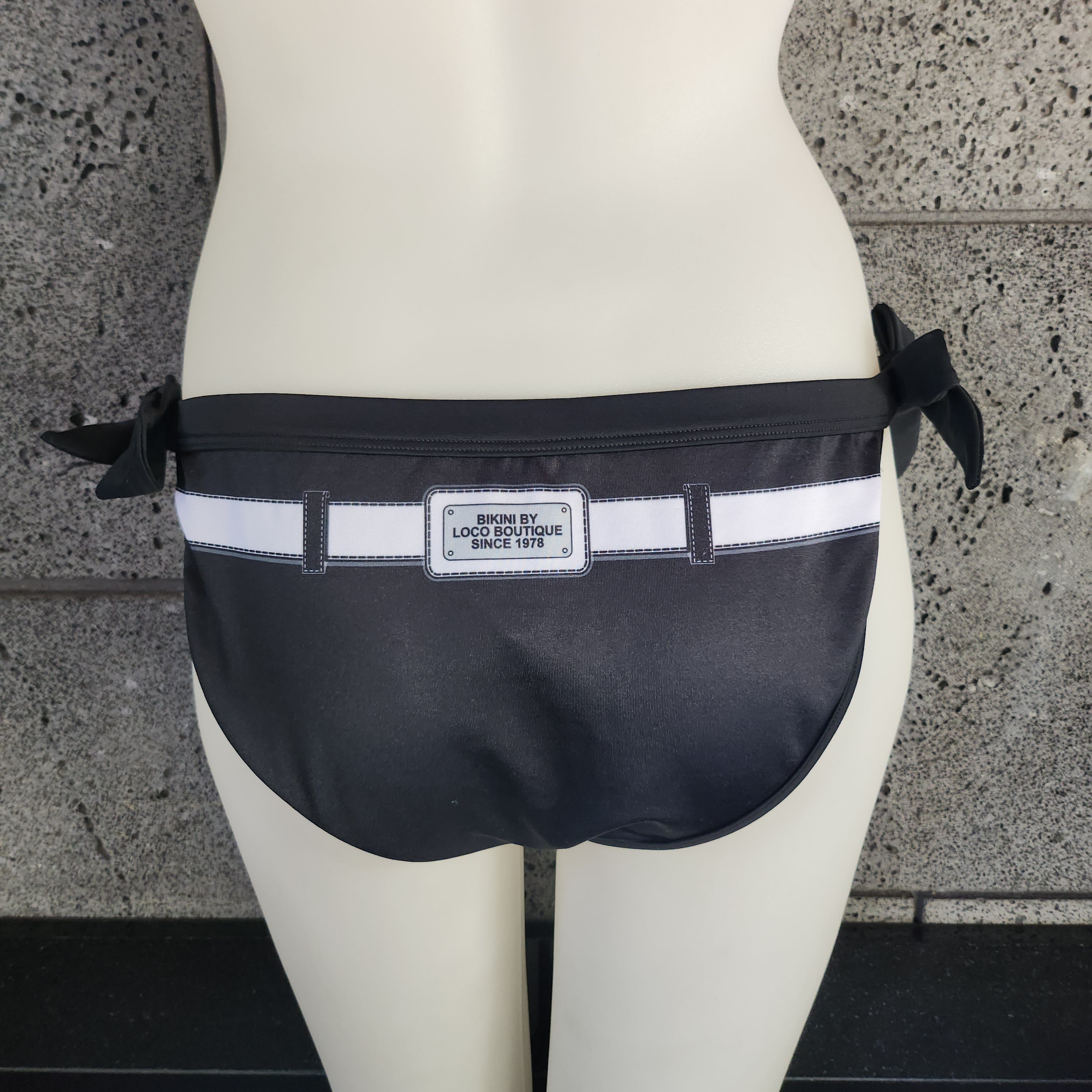 TROMPLOEIL BOTTOM MJF02449